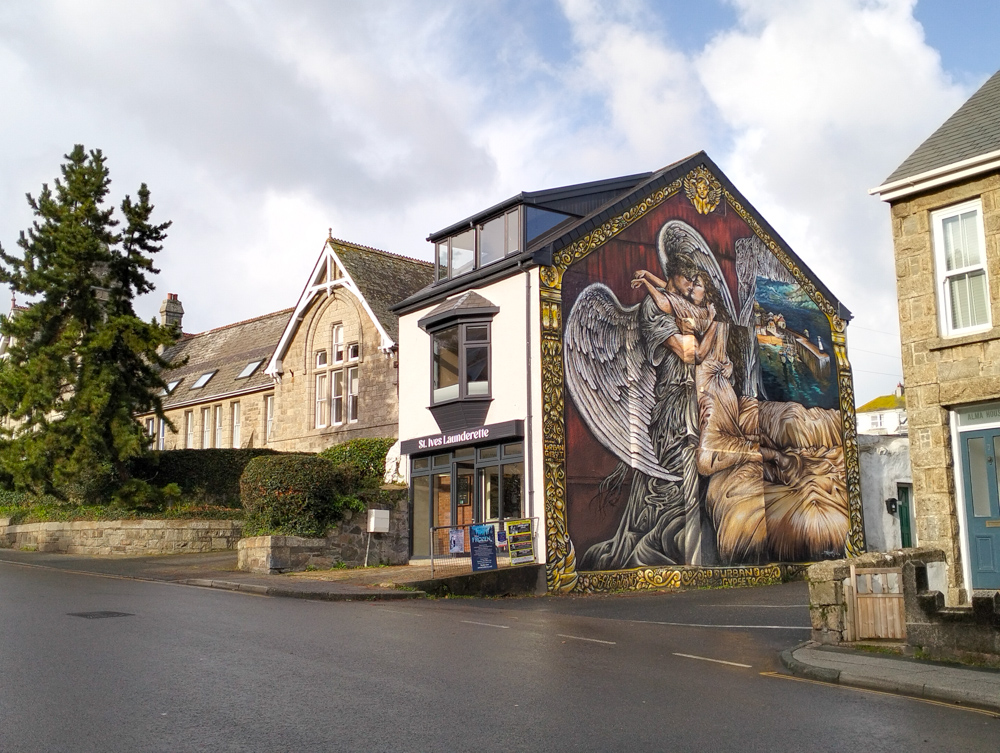 Streetart wall painting St. Ives Cornwall